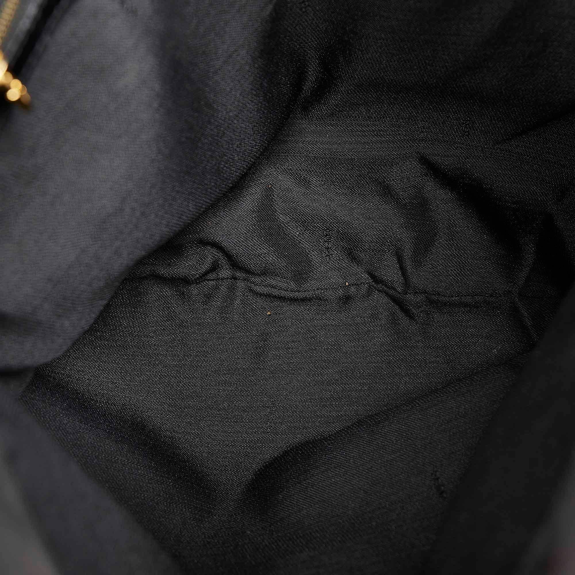 Fendi Nylon Shoulder Bag (SHG-31870)