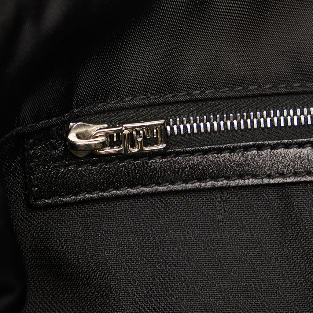 Fendi Nylon Shoulder Bag (SHG-qJjzxe)