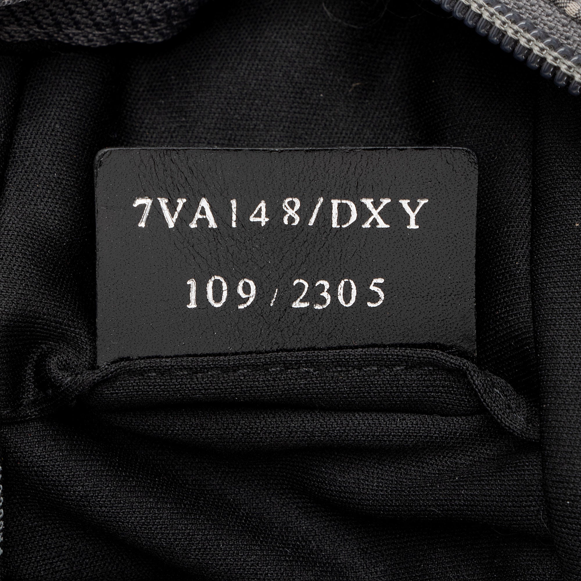 Fendi Nylon Zucchino Messenger (SHF-hFuRrv)