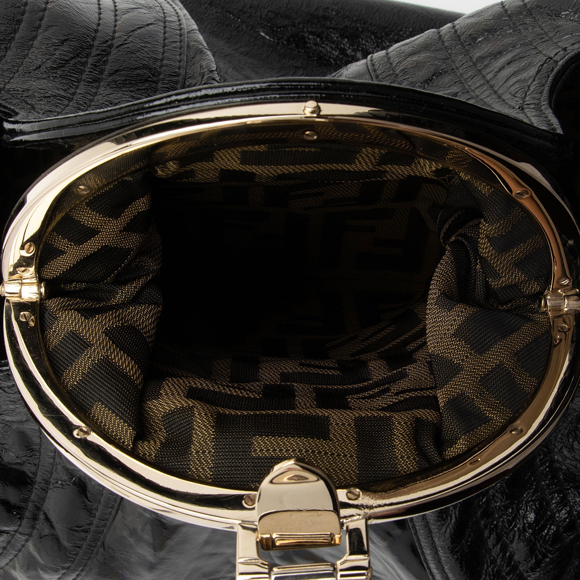 Fendi Patent Leather Spy Satchel (SHF-PigQG6)
