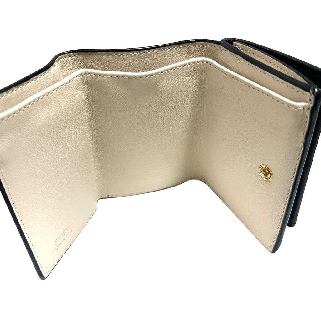 Fendi Peekaboo Leather Small Wallet (SHG-f4pBGl)