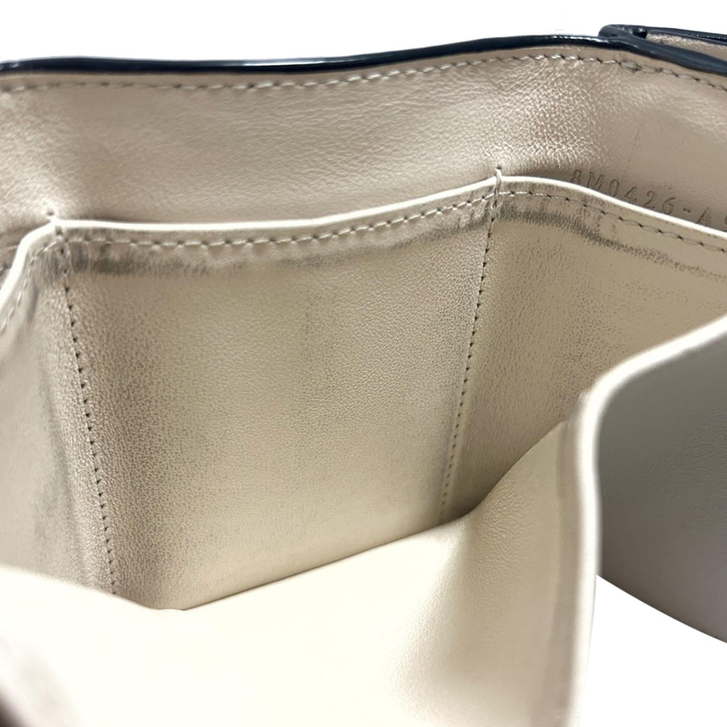 Fendi Peekaboo Leather Small Wallet (SHG-f4pBGl)