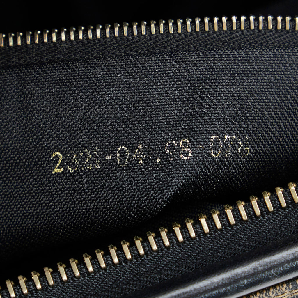 Fendi Pequin Boston Bag (SHG-JOhchg)