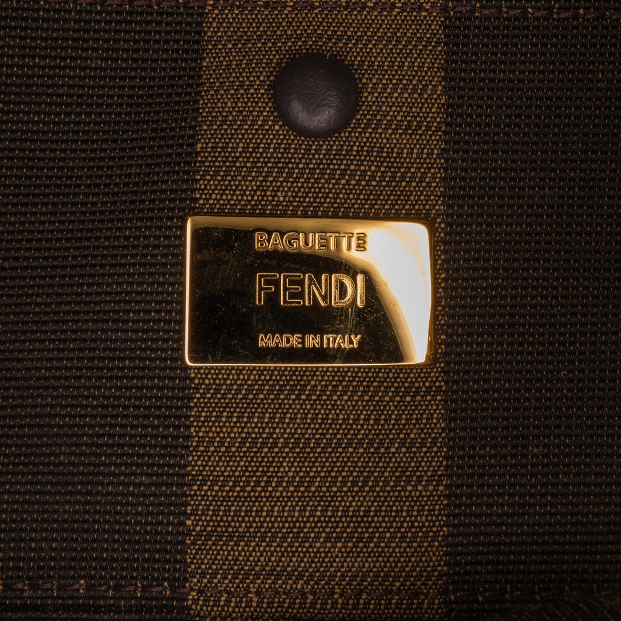 Fendi Pequin Canvas and Raffia Baguette (SHG-LMio6U)