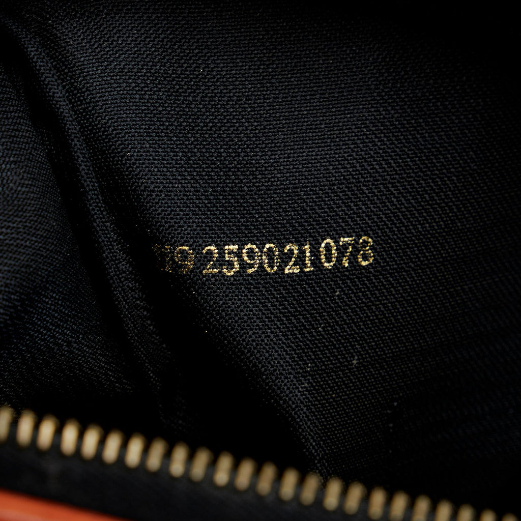 Fendi Pequin Handbag (SHG-iN1FR6)