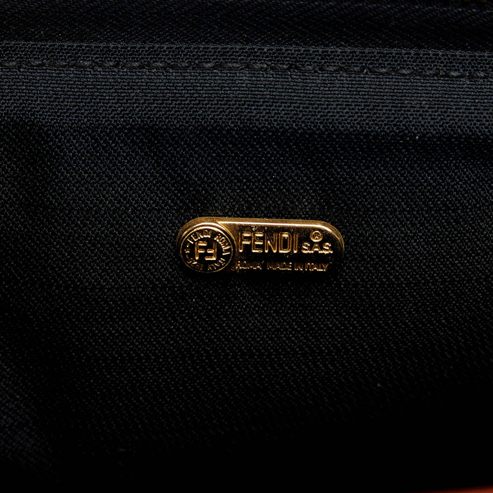 Fendi Pequin Handbag (SHG-iN1FR6)