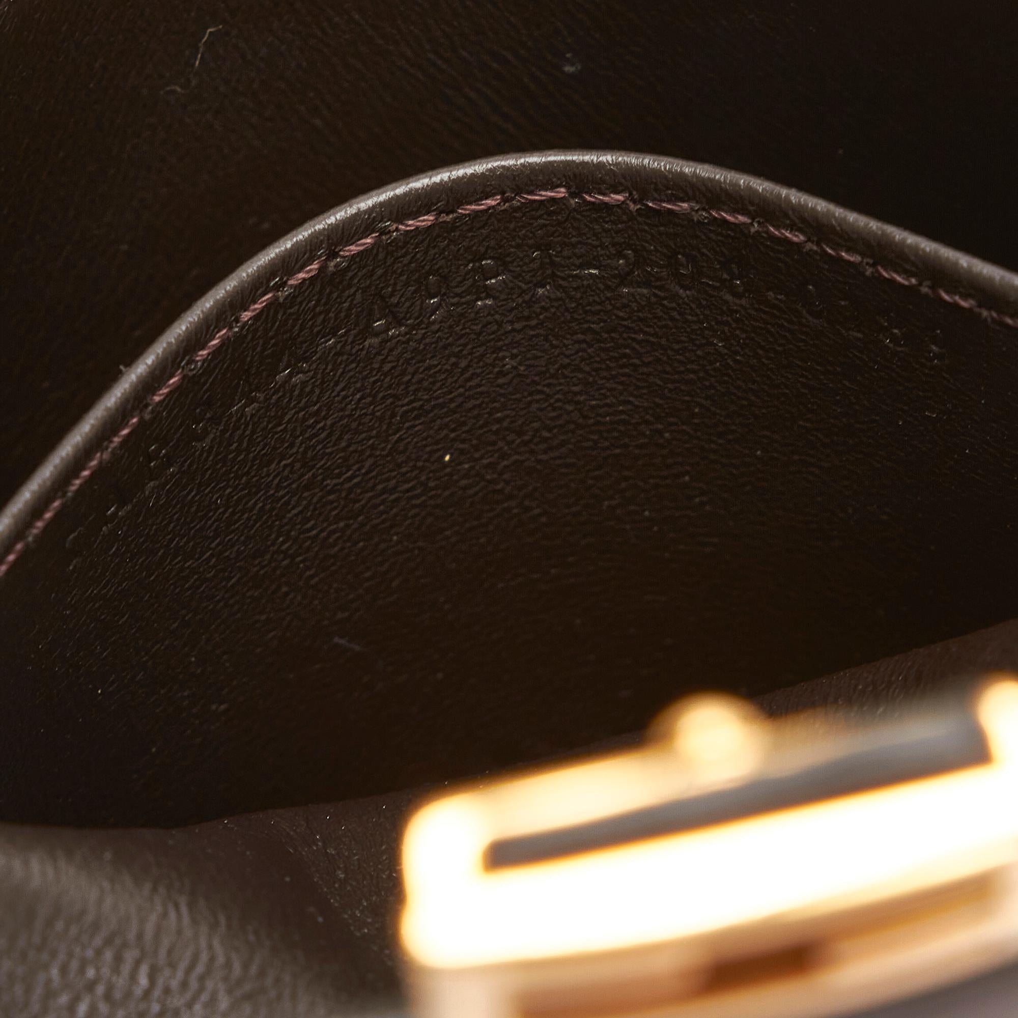Fendi Pequin Nano Baguette (SHG-RtCldH)