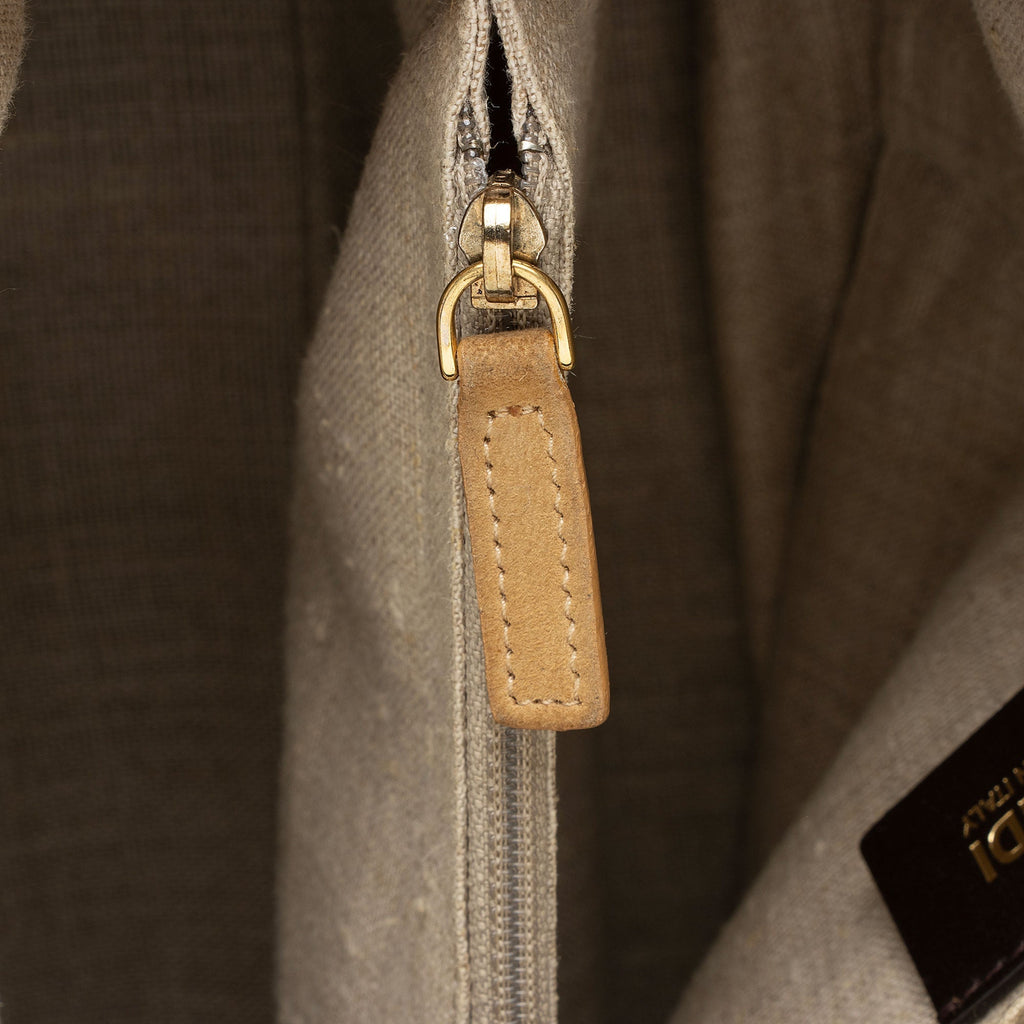 Fendi Pequin Tote (SHF-oFVJ8H)