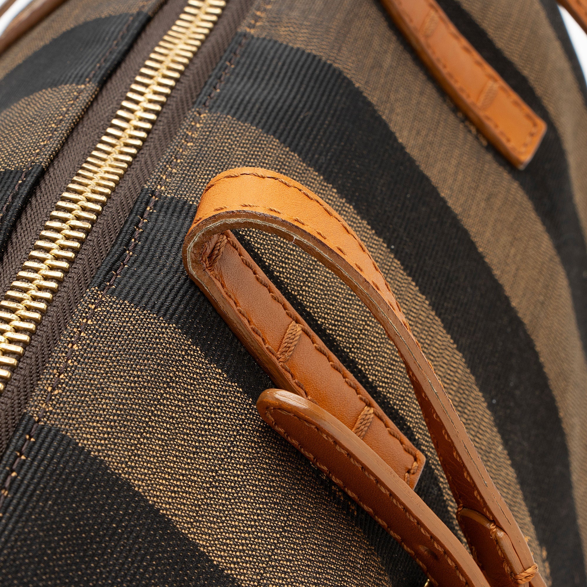 Fendi Pequin Tote (SHF-oFVJ8H)