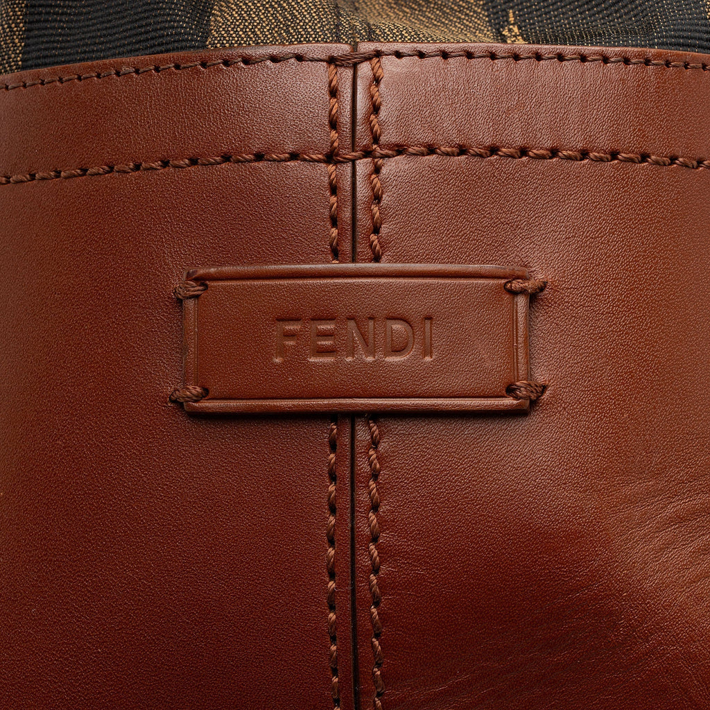 Fendi Pequin Tote (SHF-oFVJ8H)