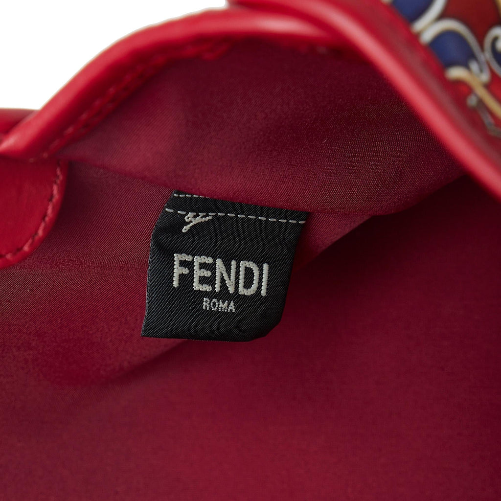 Fendi Royale Print Stamp Patch Runaway Handbag (SHG-ssvDBS)