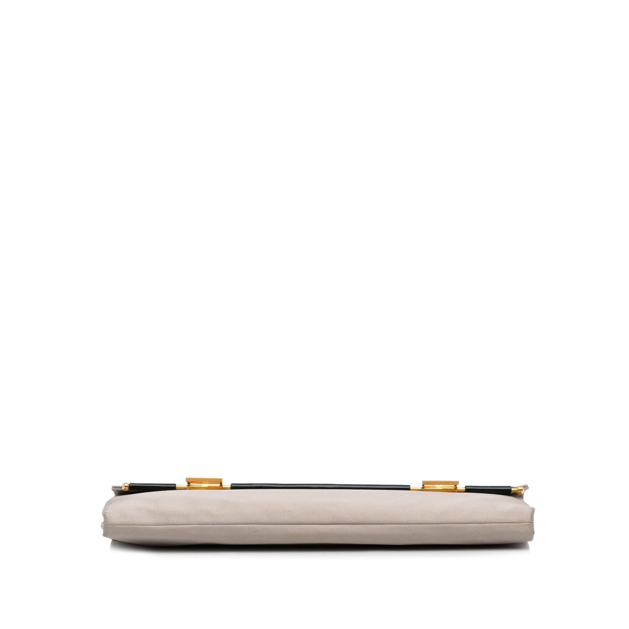 Fendi Satin Clutch Bag (SHG-4Piei8)