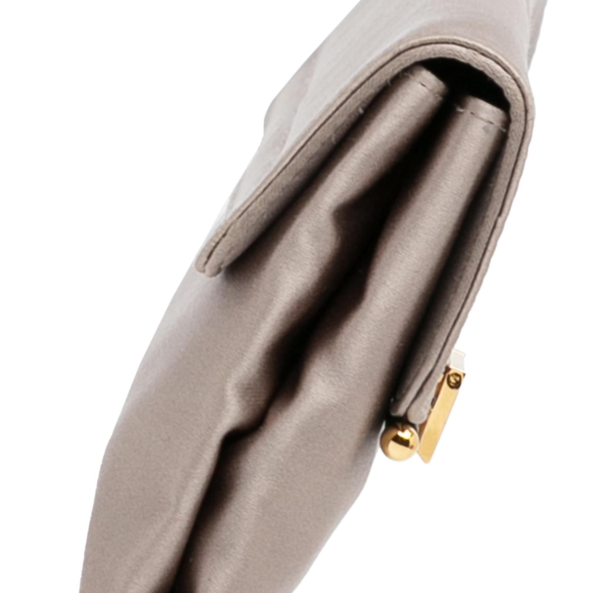 Fendi Satin Clutch Bag (SHG-4Piei8)