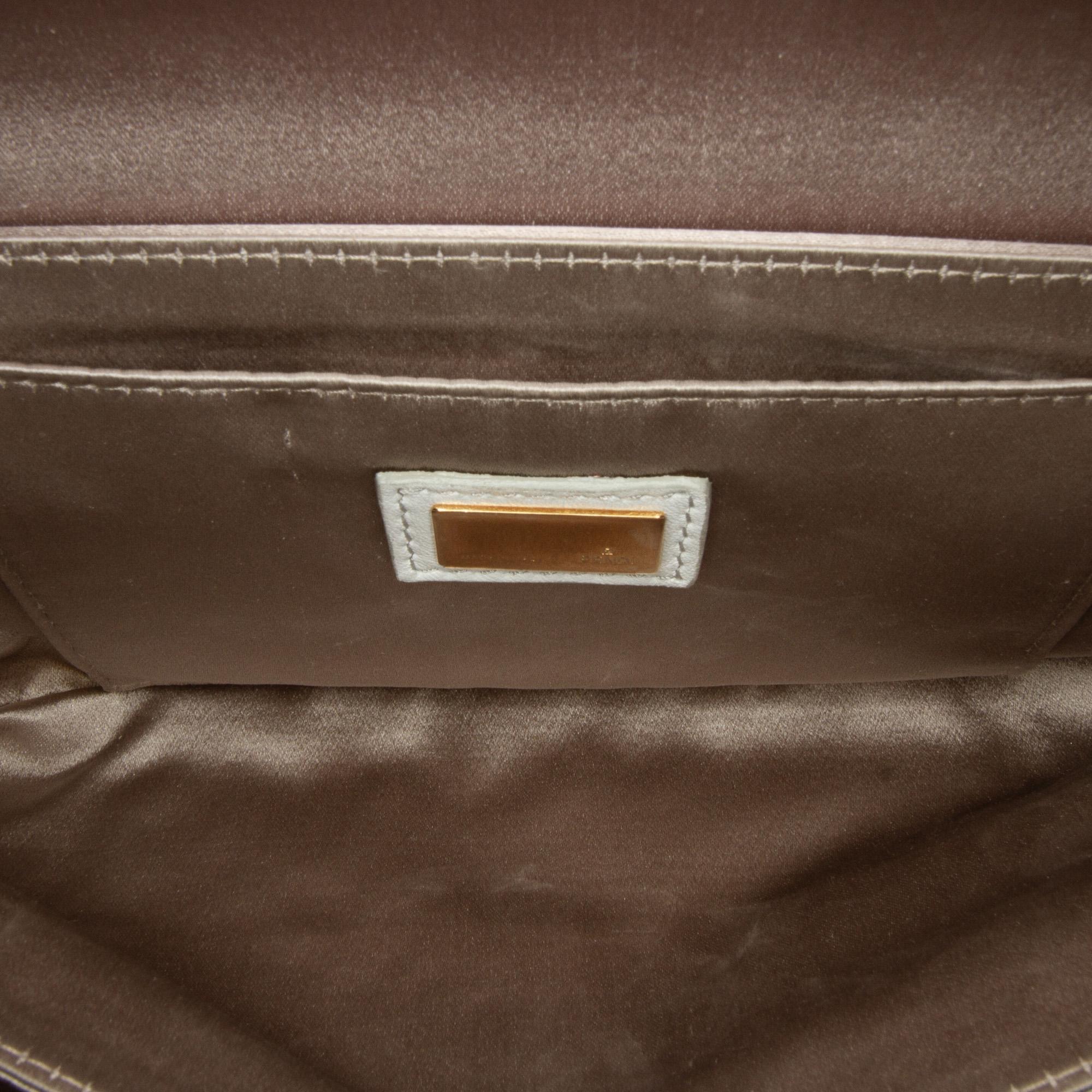 Fendi Satin Clutch Bag (SHG-4Piei8)