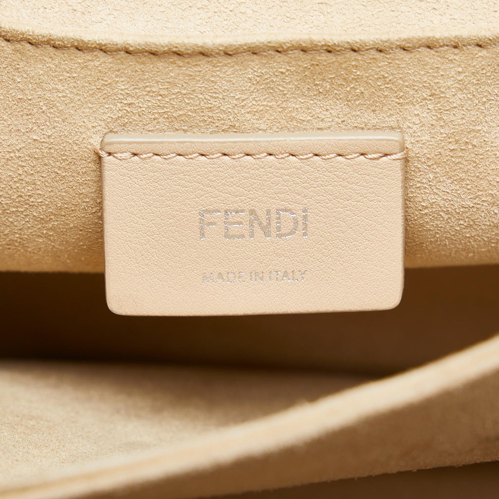 Fendi Scalloped Kan I Satchel (SHG-0g81DK)