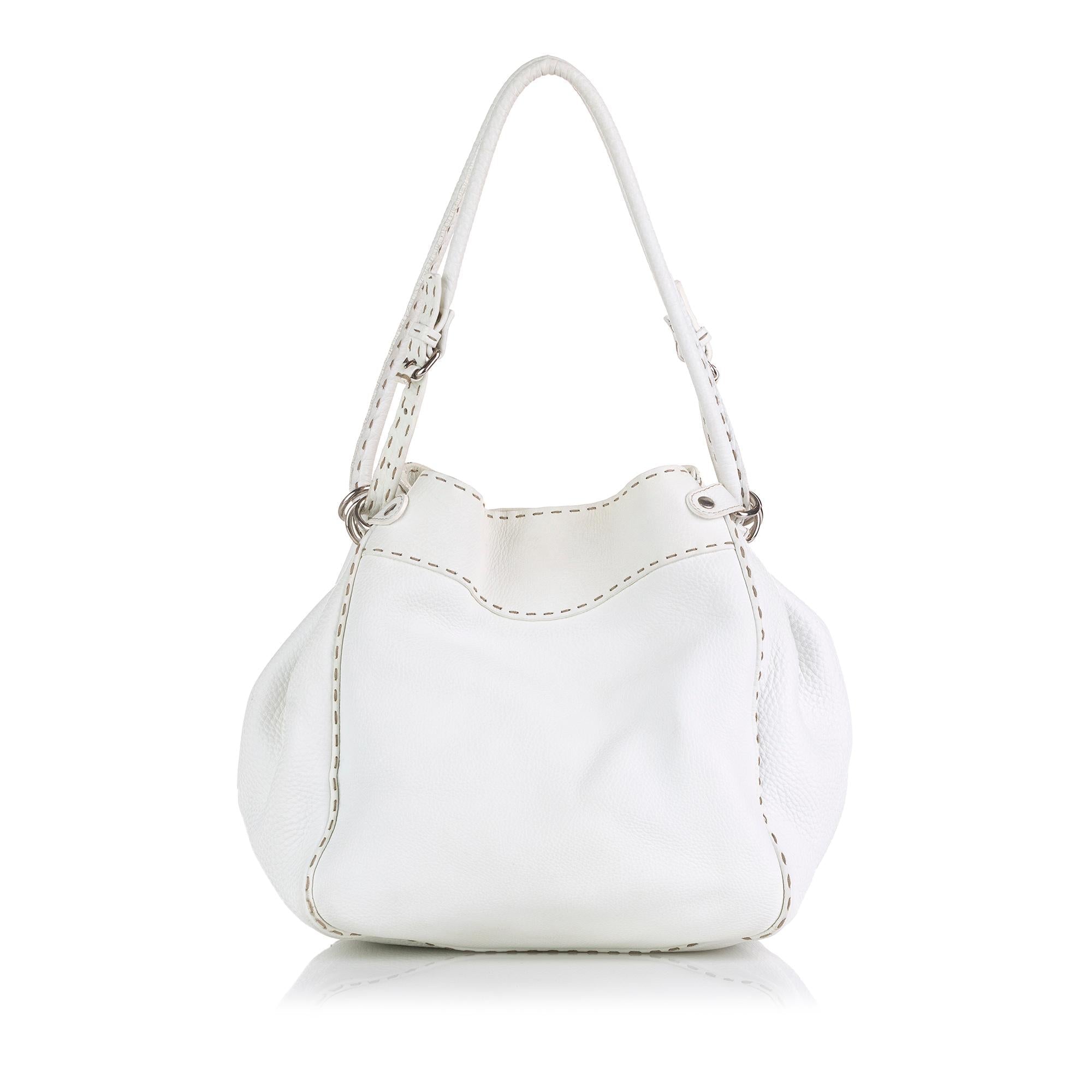 Fendi Selleria Bucket Bag (SHG-35708)