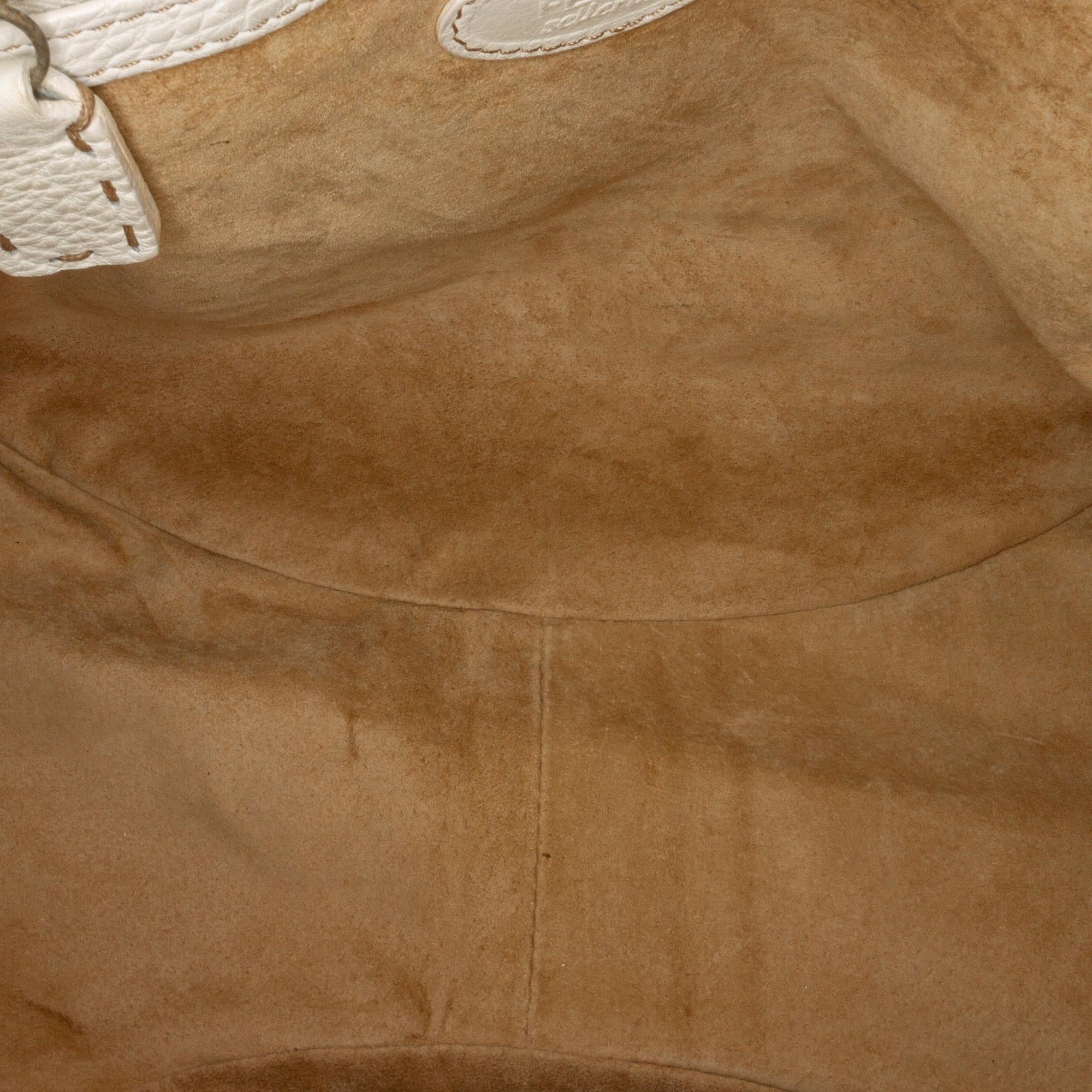 Fendi Selleria Bucket Bag (SHG-35708)
