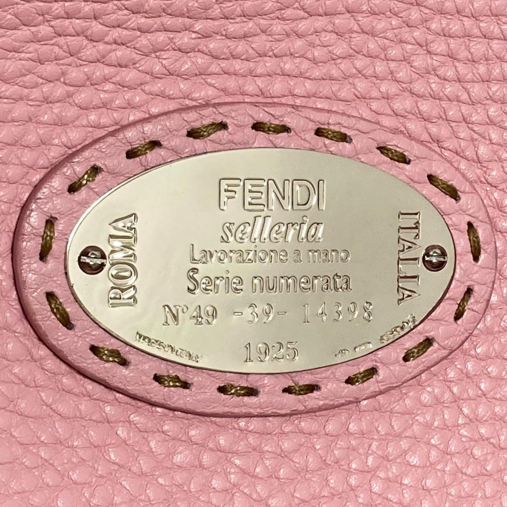 Fendi Selleria Carla Leather Tote Bag (SHG-36074)