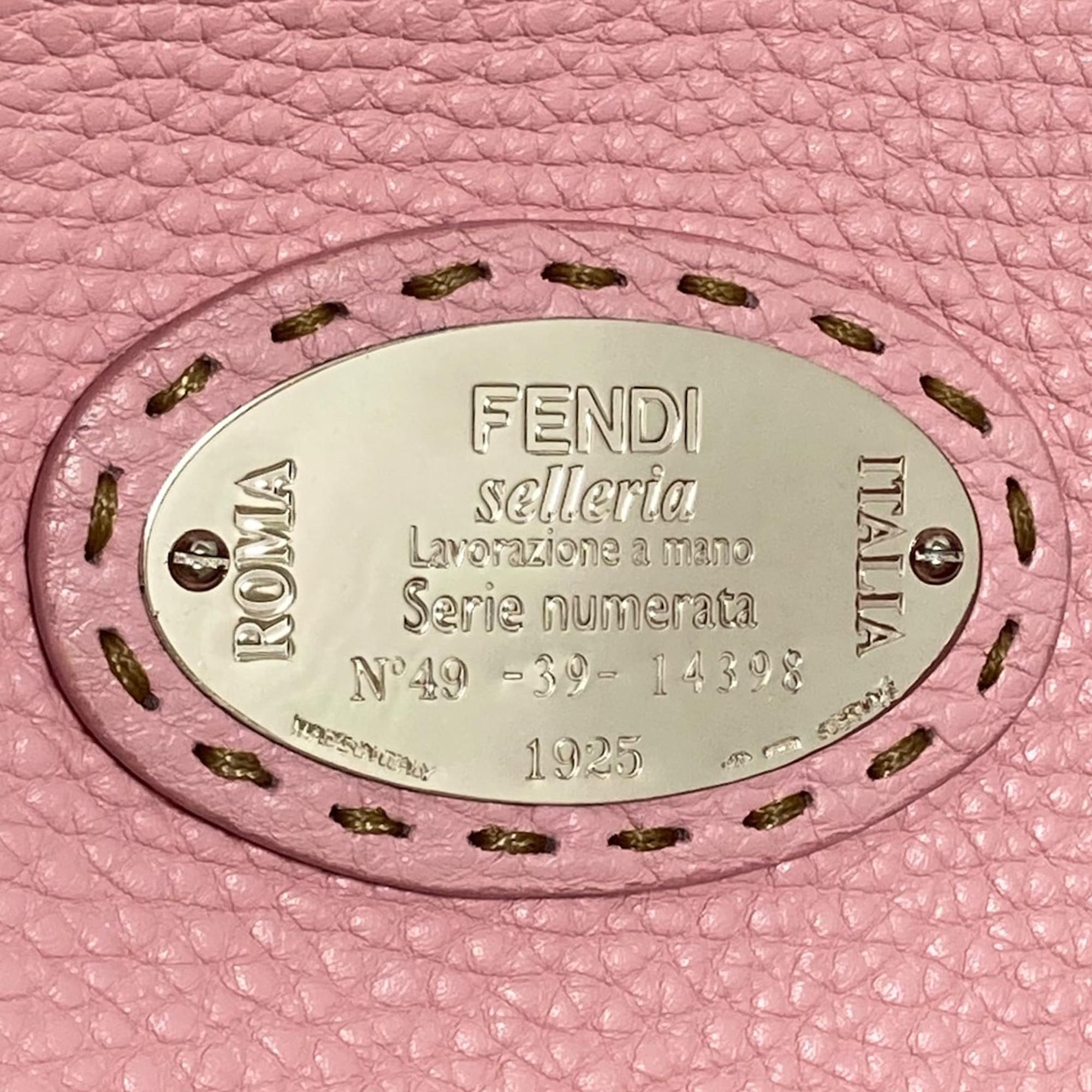 Fendi Selleria Carla Leather Tote Bag (SHG-36074)