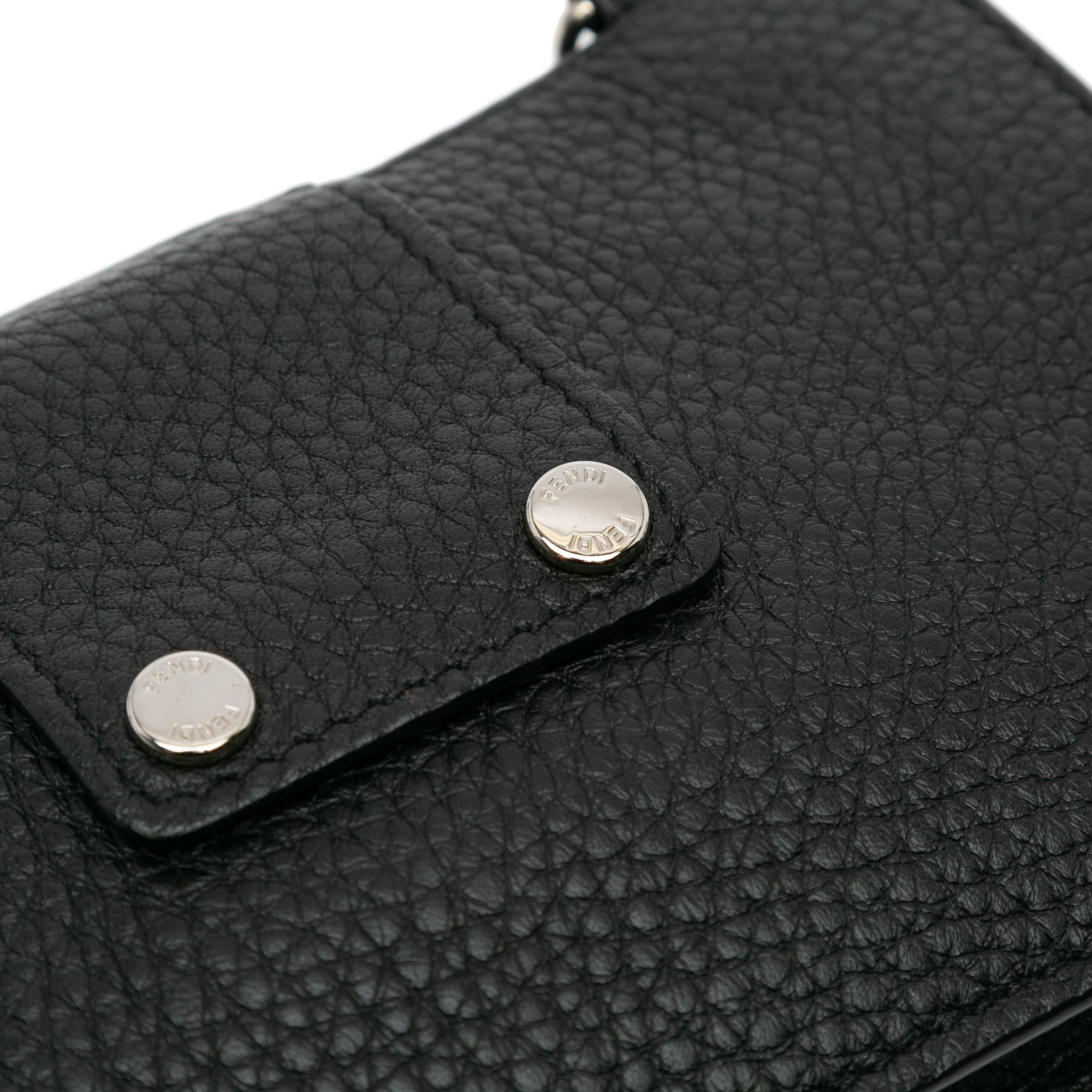 Fendi Selleria Flat Convertible Belt Baguette (SHG-Gfrcyv)