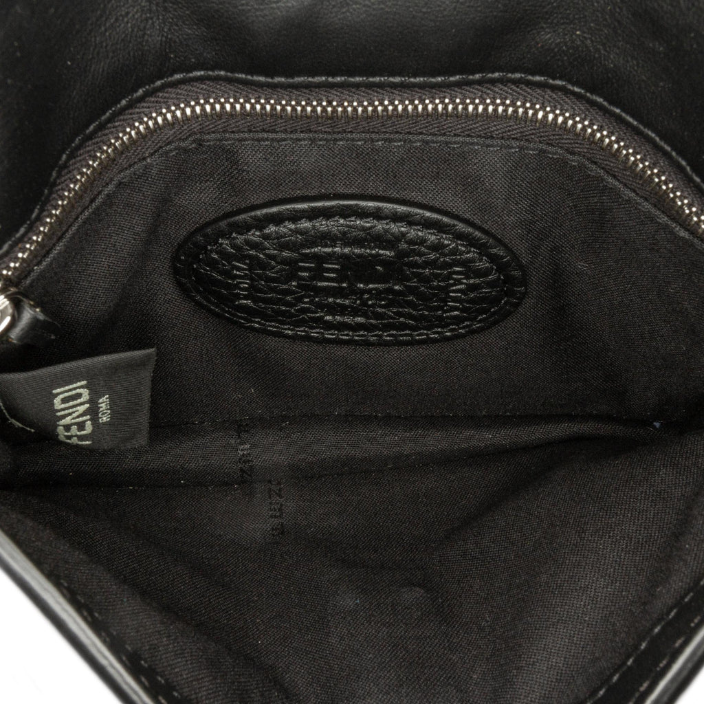 Fendi Selleria Flat Convertible Belt Baguette (SHG-Gfrcyv)