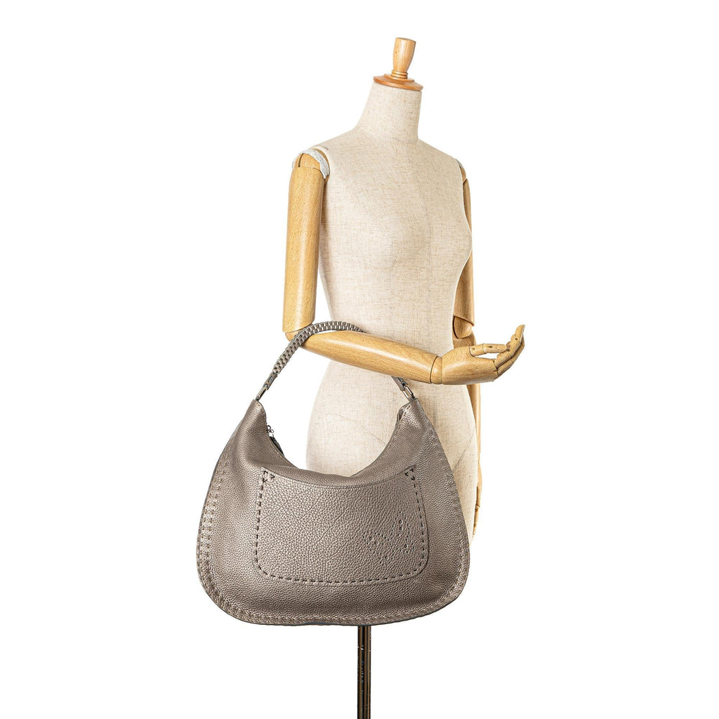 Fendi Selleria Hobo (SHG-rys6m0)