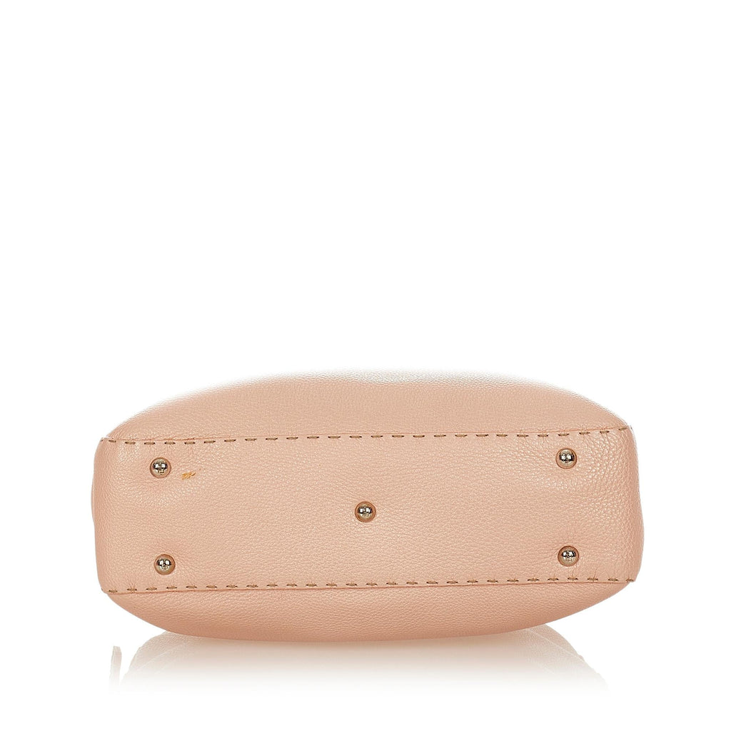 Fendi Selleria Leather Handbag (SHG-g5Ceks)