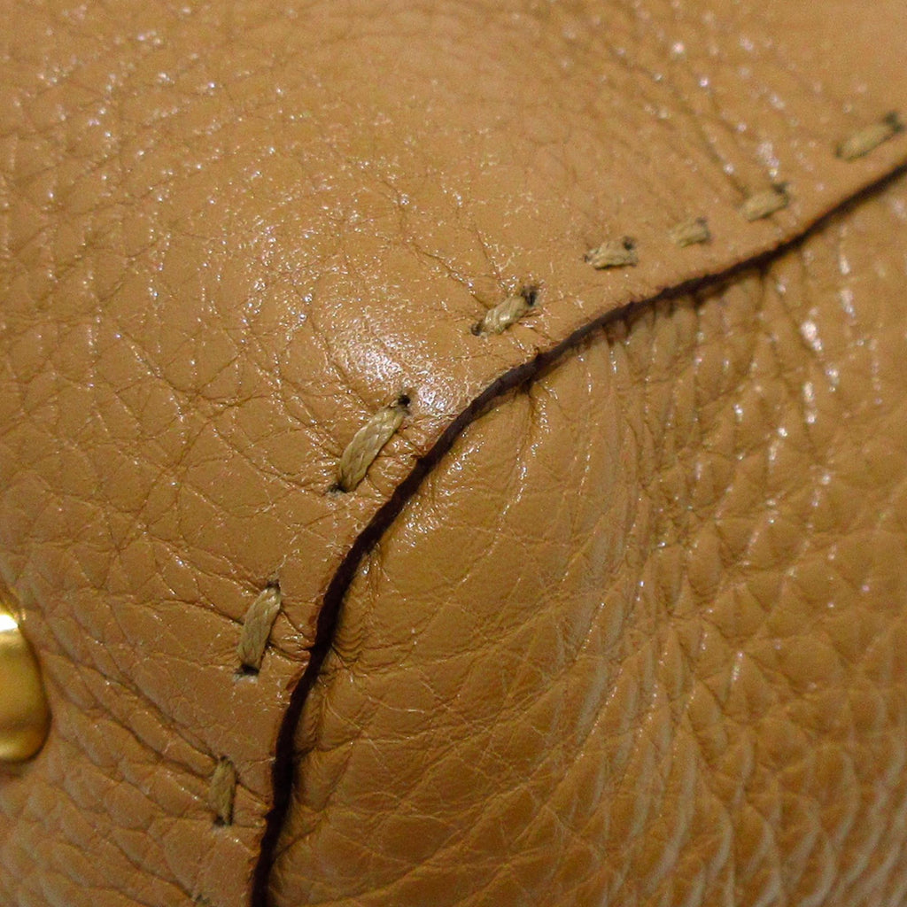 Fendi Selleria Linda Handbag (SHG-HSwAZt)