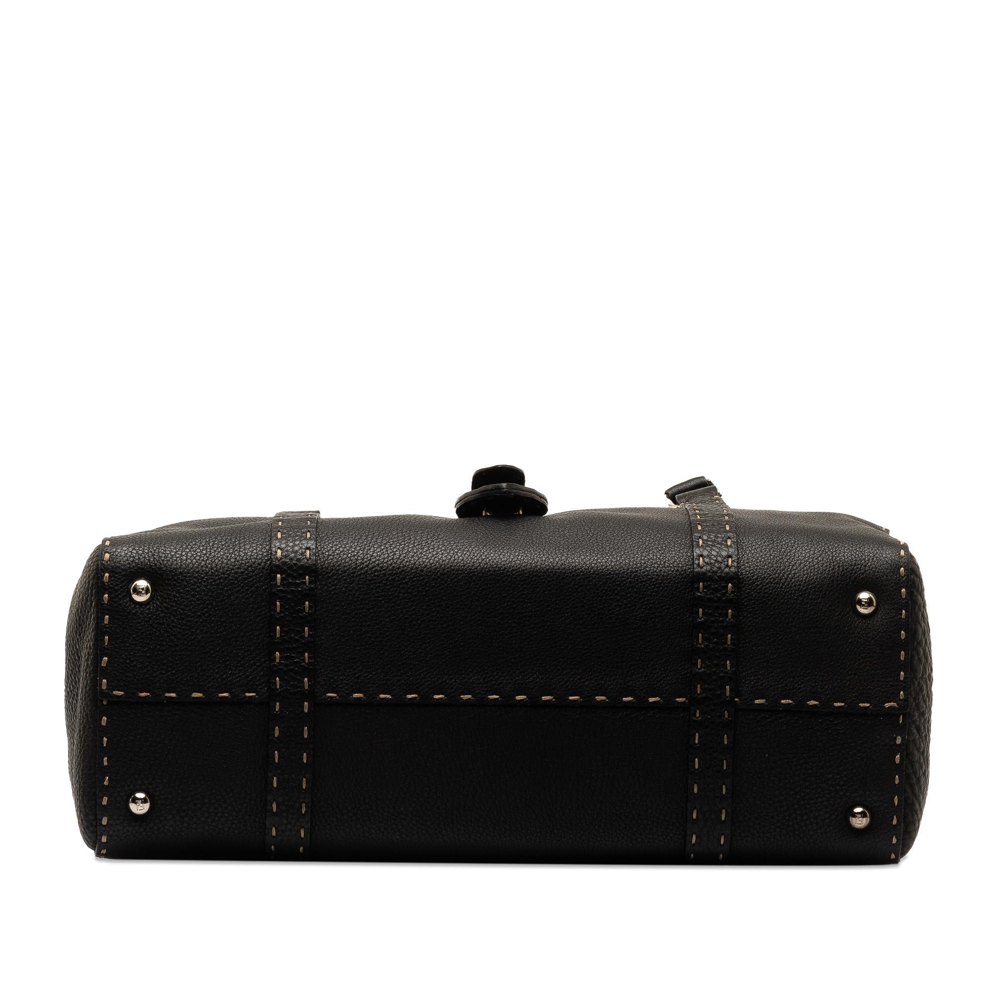 Fendi Selleria Linda Shoulder Bag (SHG-EuFDH1)