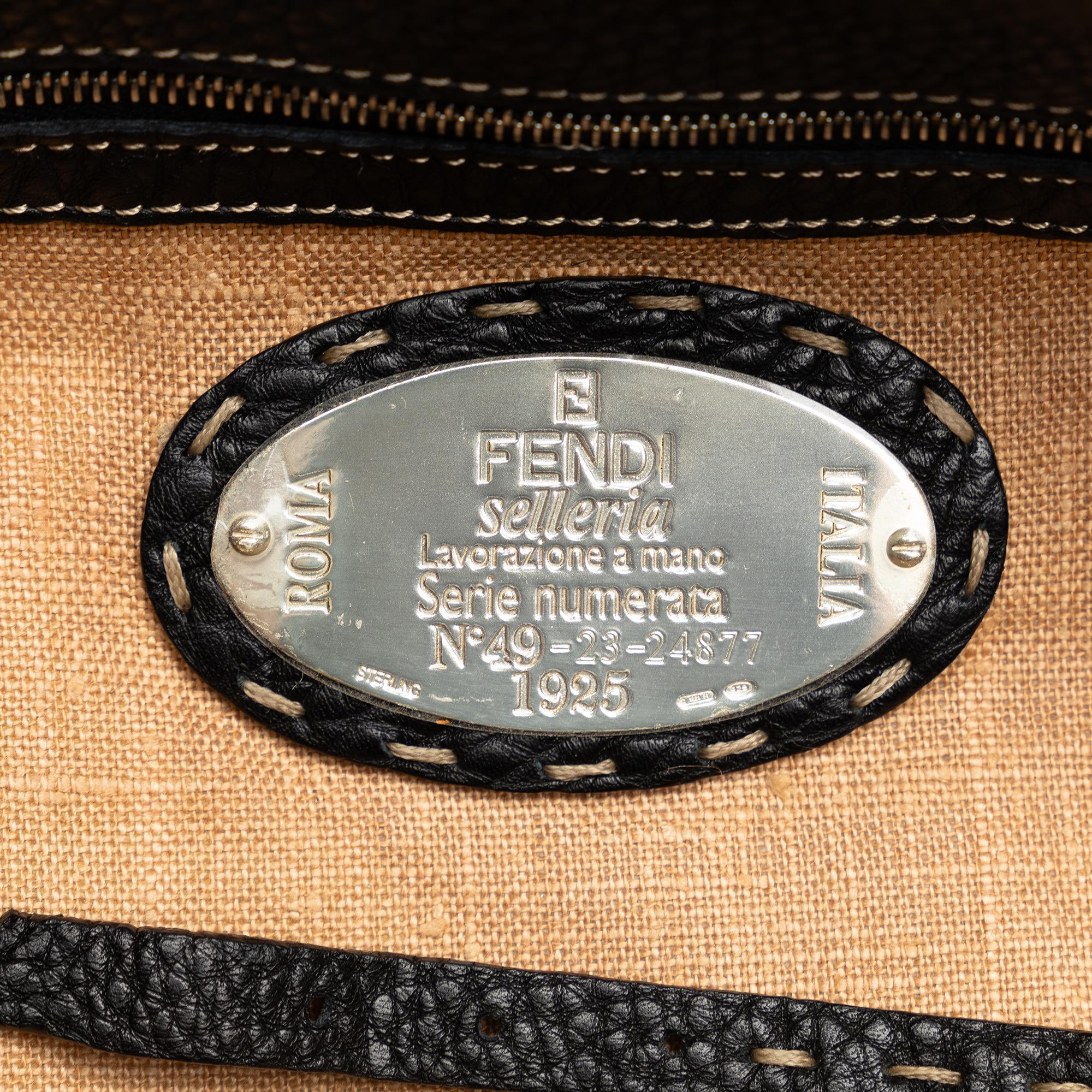 Fendi Selleria Linda Shoulder Bag (SHG-EuFDH1)