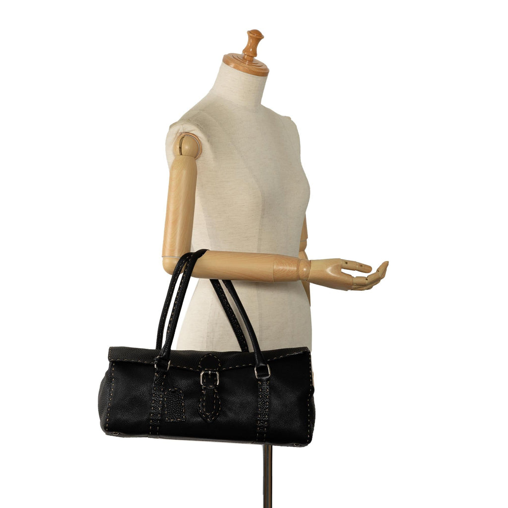 Fendi Selleria Linda Shoulder Bag (SHG-EuFDH1)
