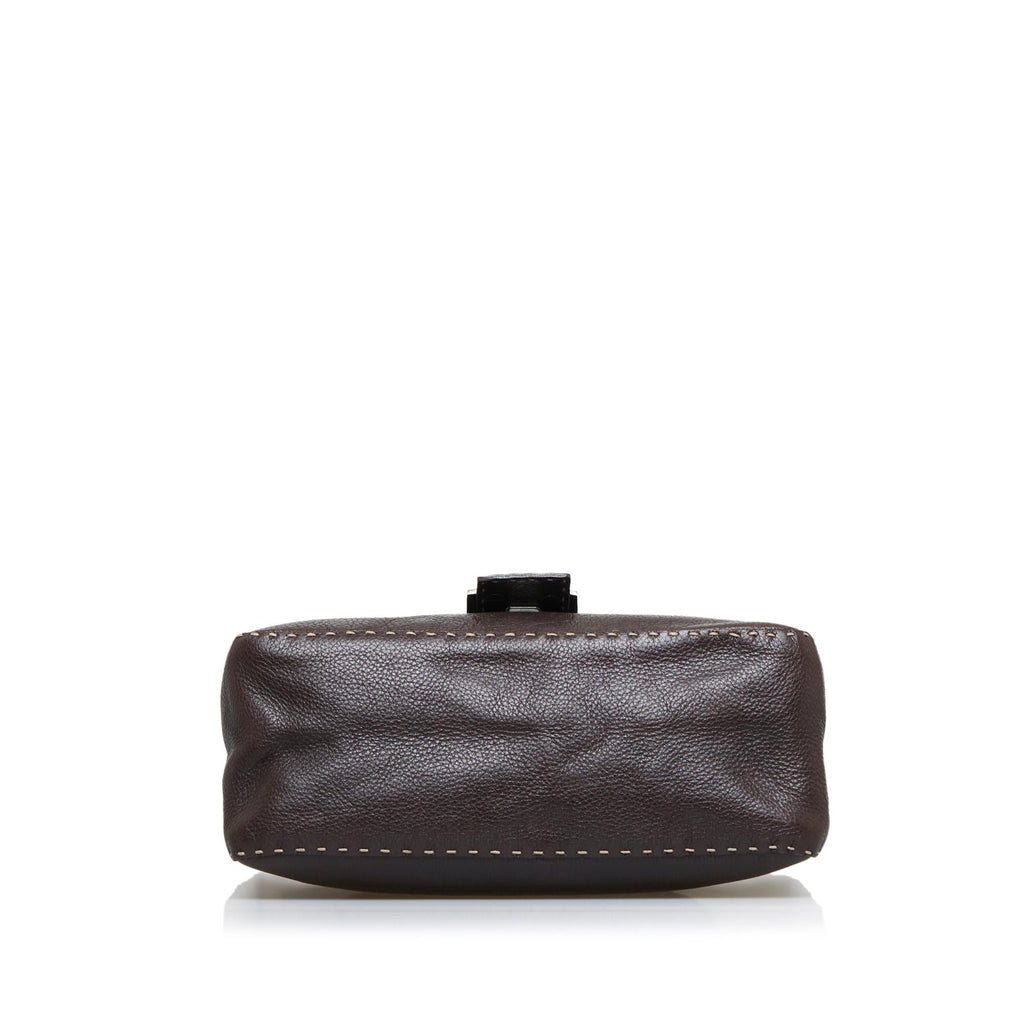 Fendi Selleria Mamma Forever Shoulder Bag (SHG-YFe4hR)