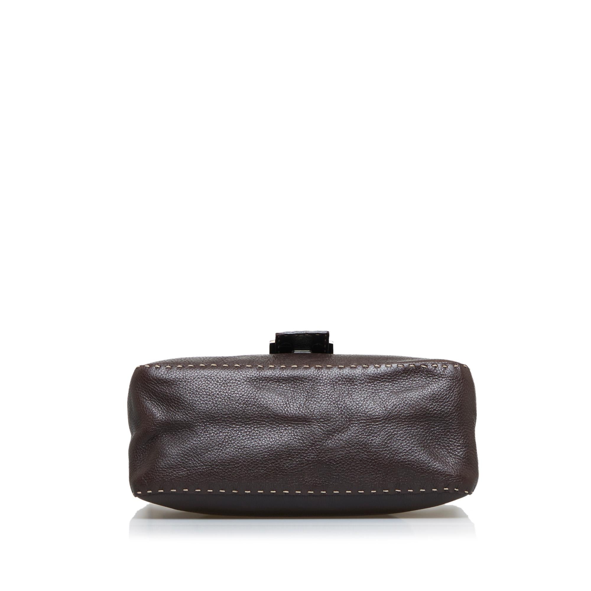 Fendi Selleria Mamma Forever Shoulder Bag (SHG-YFe4hR)