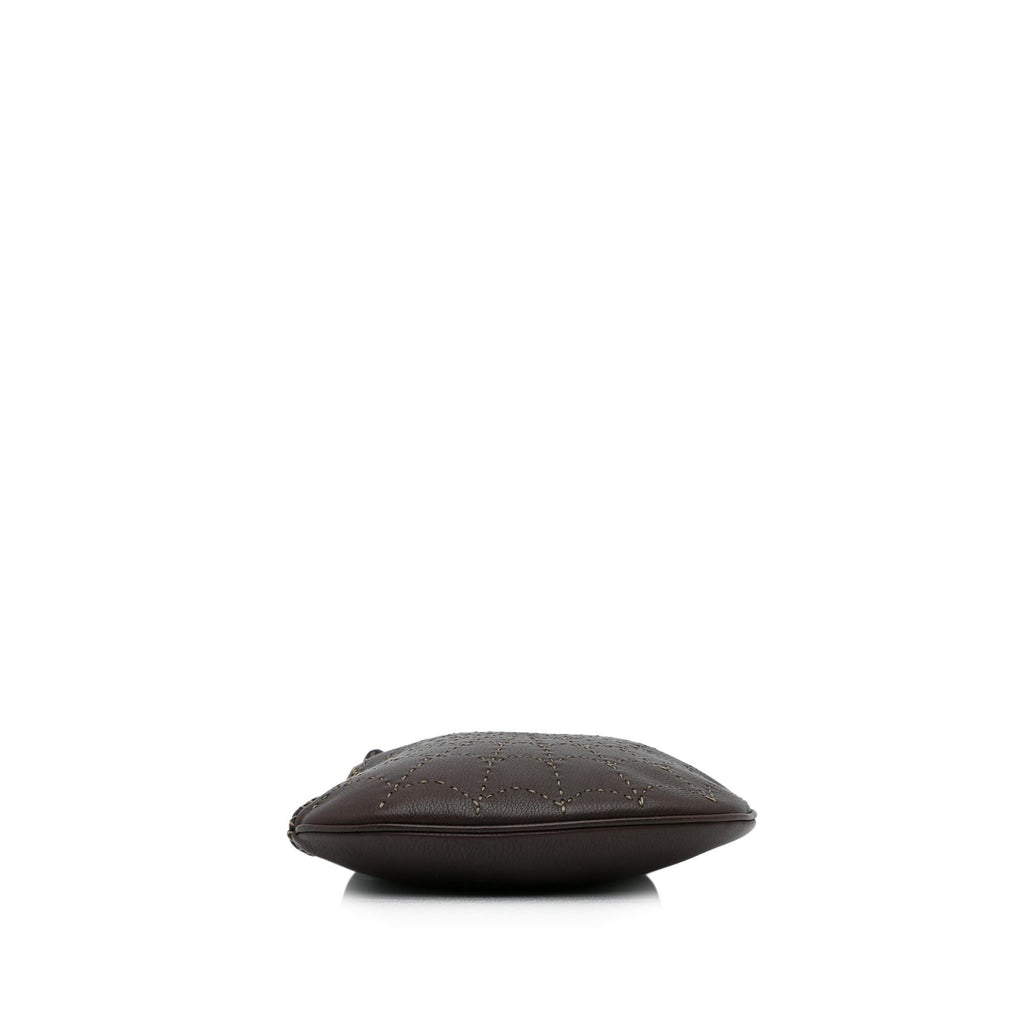 Fendi Selleria Oyster Shoulder Bag (SHG-OrkdVq)