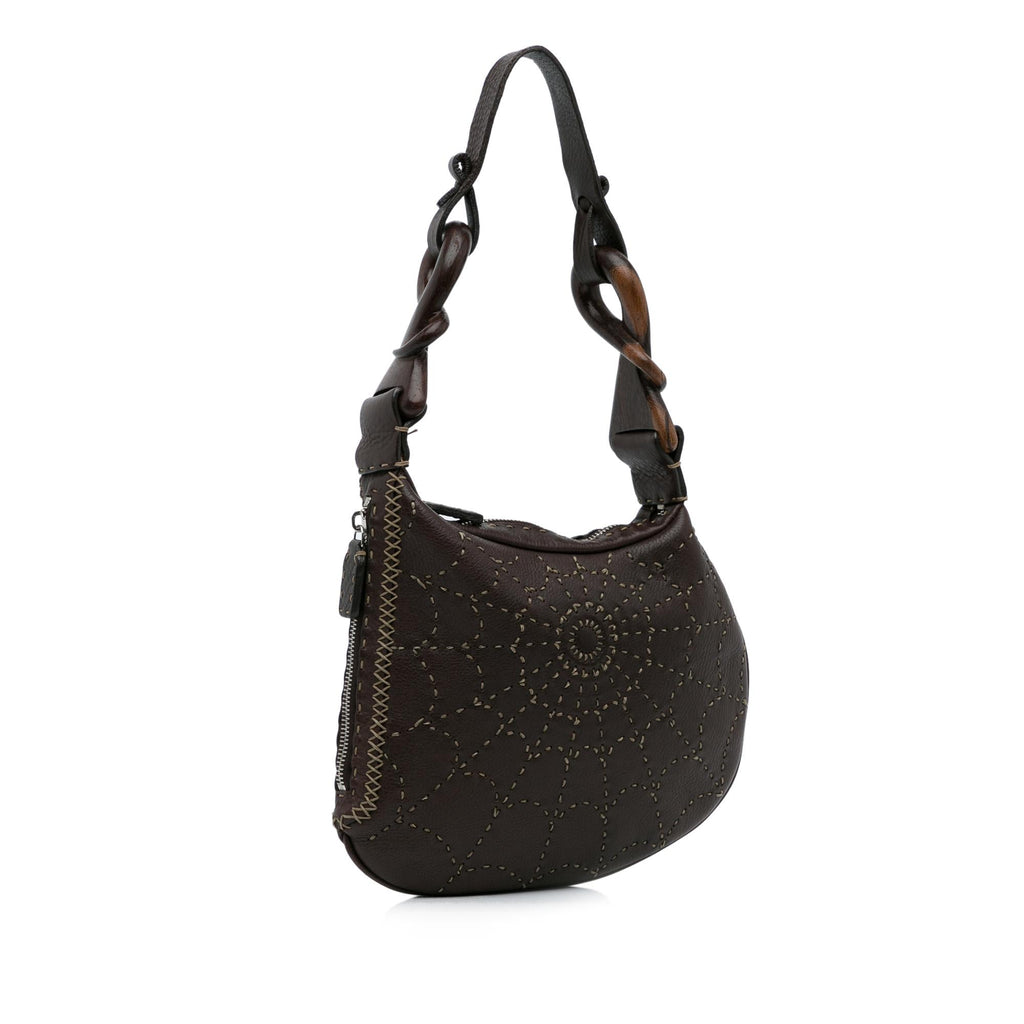 Fendi Selleria Oyster Shoulder Bag (SHG-OrkdVq)