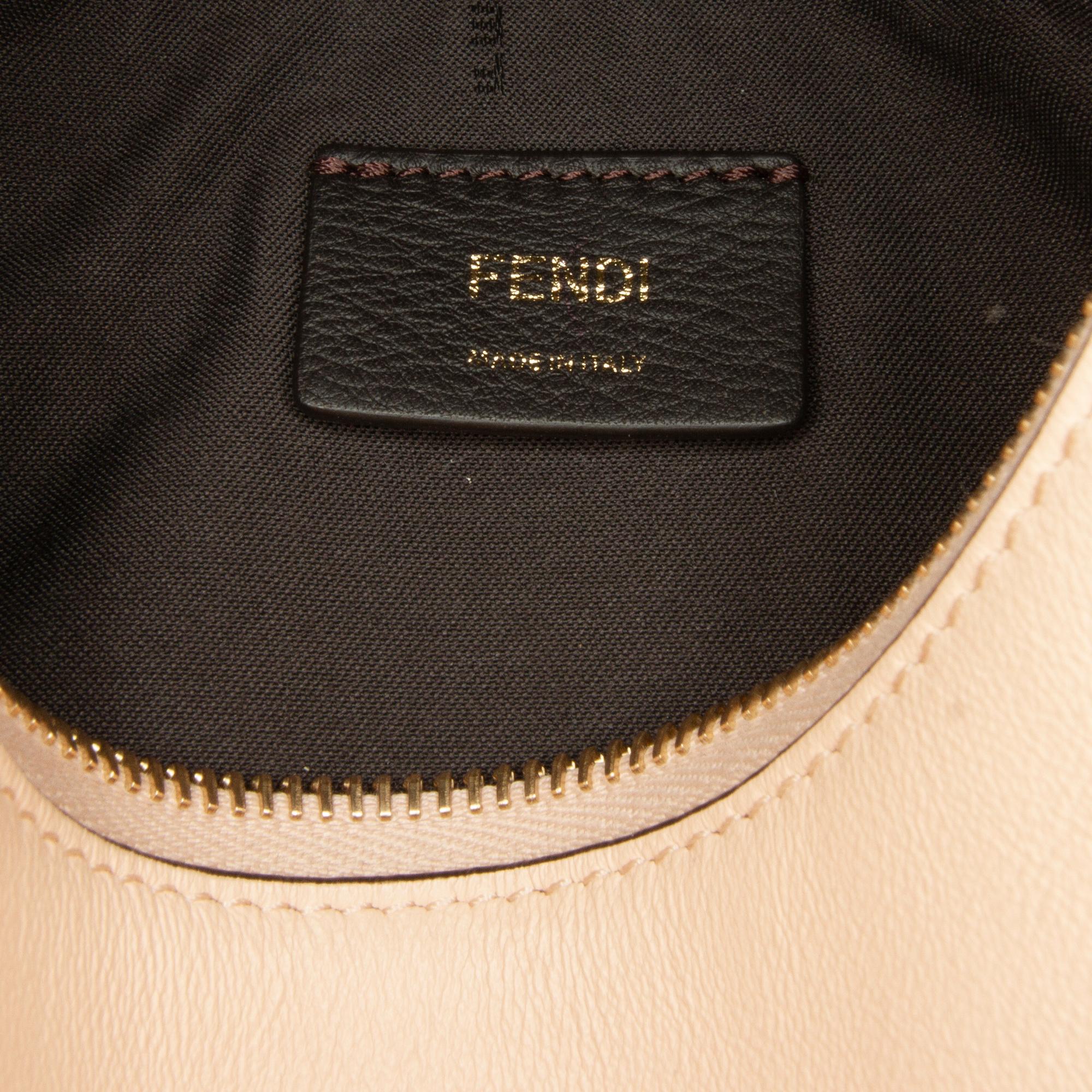 Fendi Small Fendigraphy Hobo (SHG-nL0ROh)