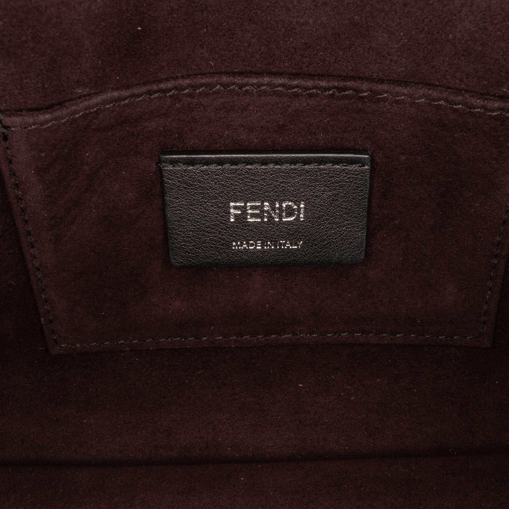 Fendi Small Kan I Crossbody Bag (SHG-JPToGk)
