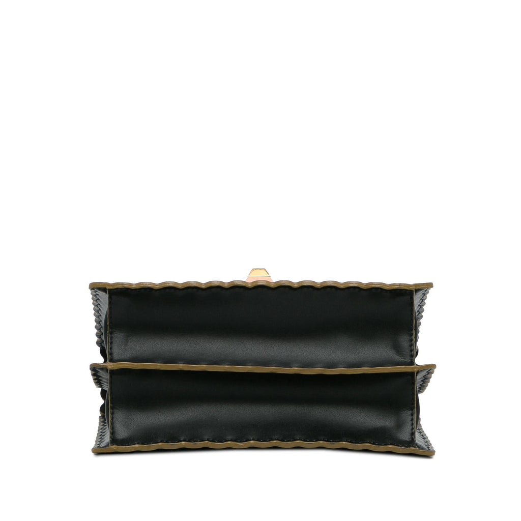 Fendi Small Kan I Crossbody Bag (SHG-GtTs2w)