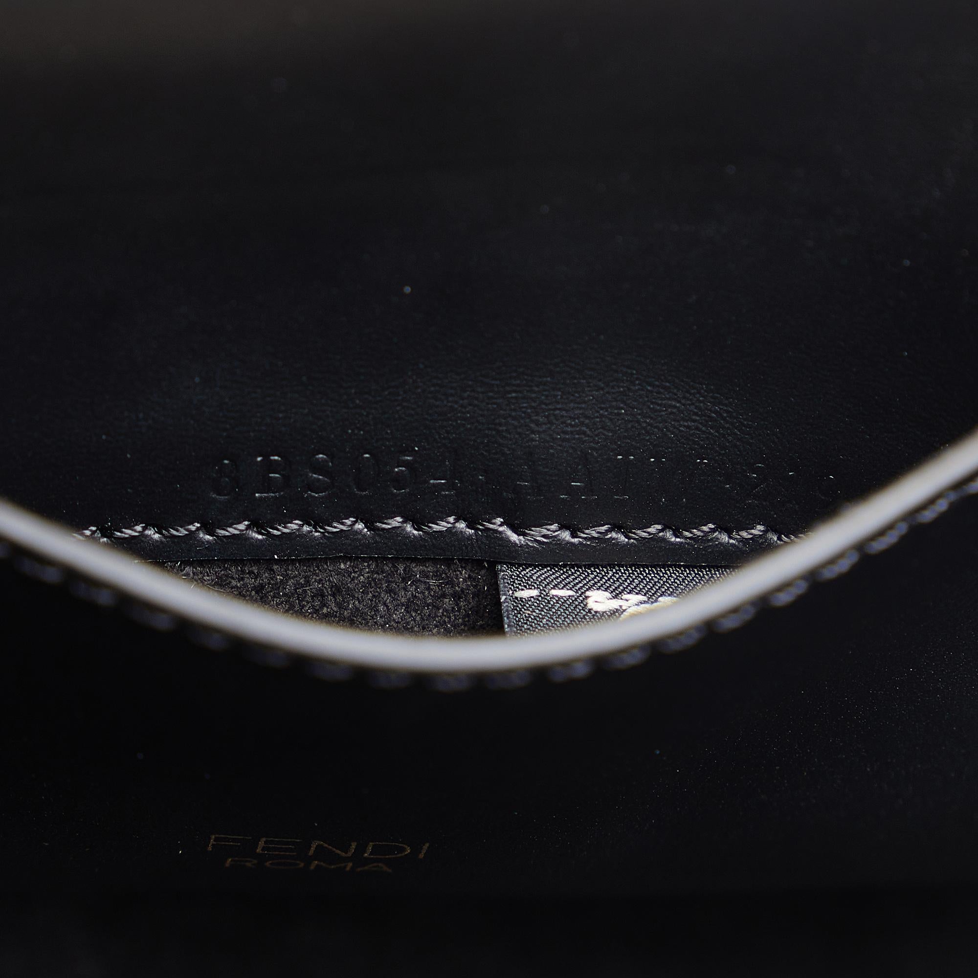 Fendi Small Way Tote (SHG-zd292A)