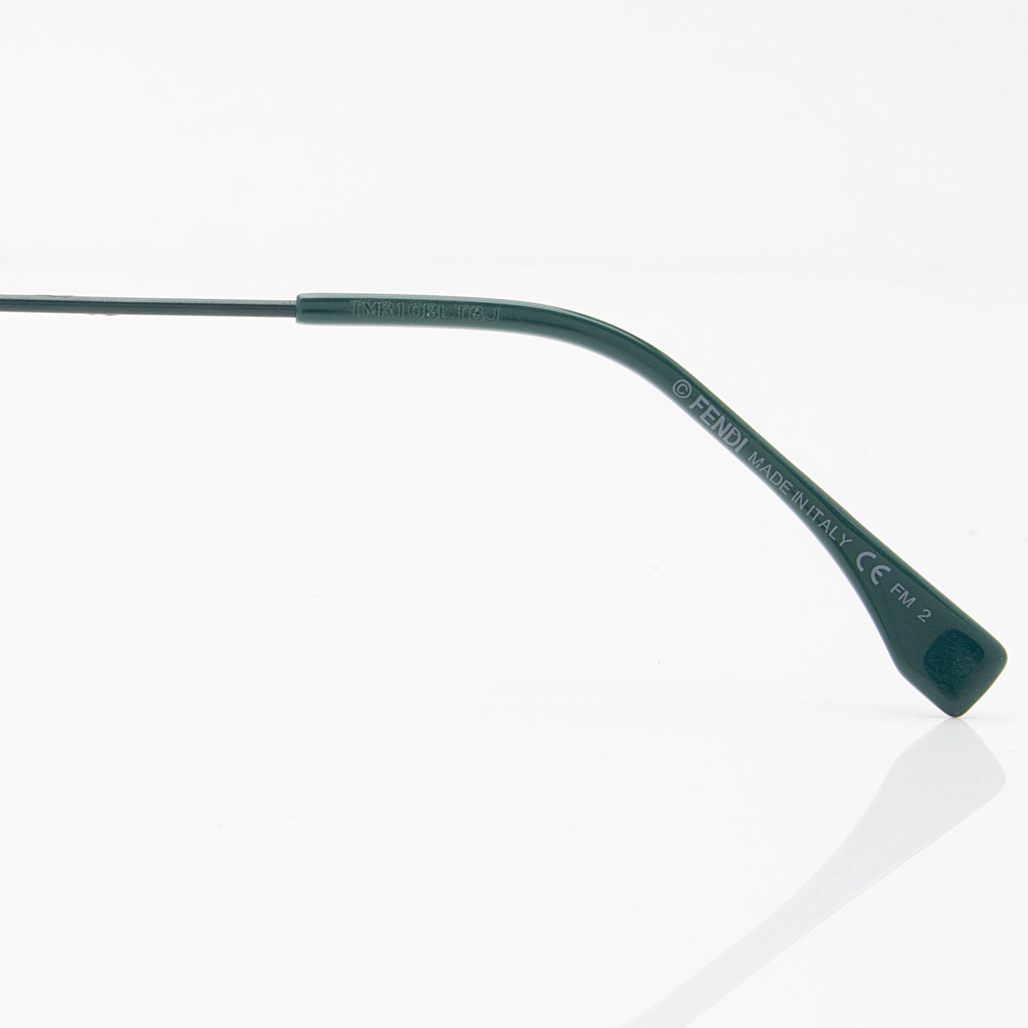 Fendi Striped Round Sunglasses (SHF-c85ipa)