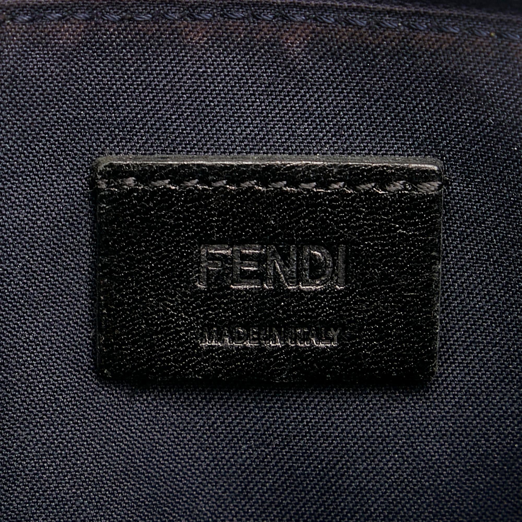Fendi Studded Flat Leather Pouch (SHG-33758)