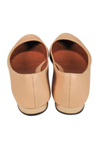Fendi - Tan Leather Flats Sz 10