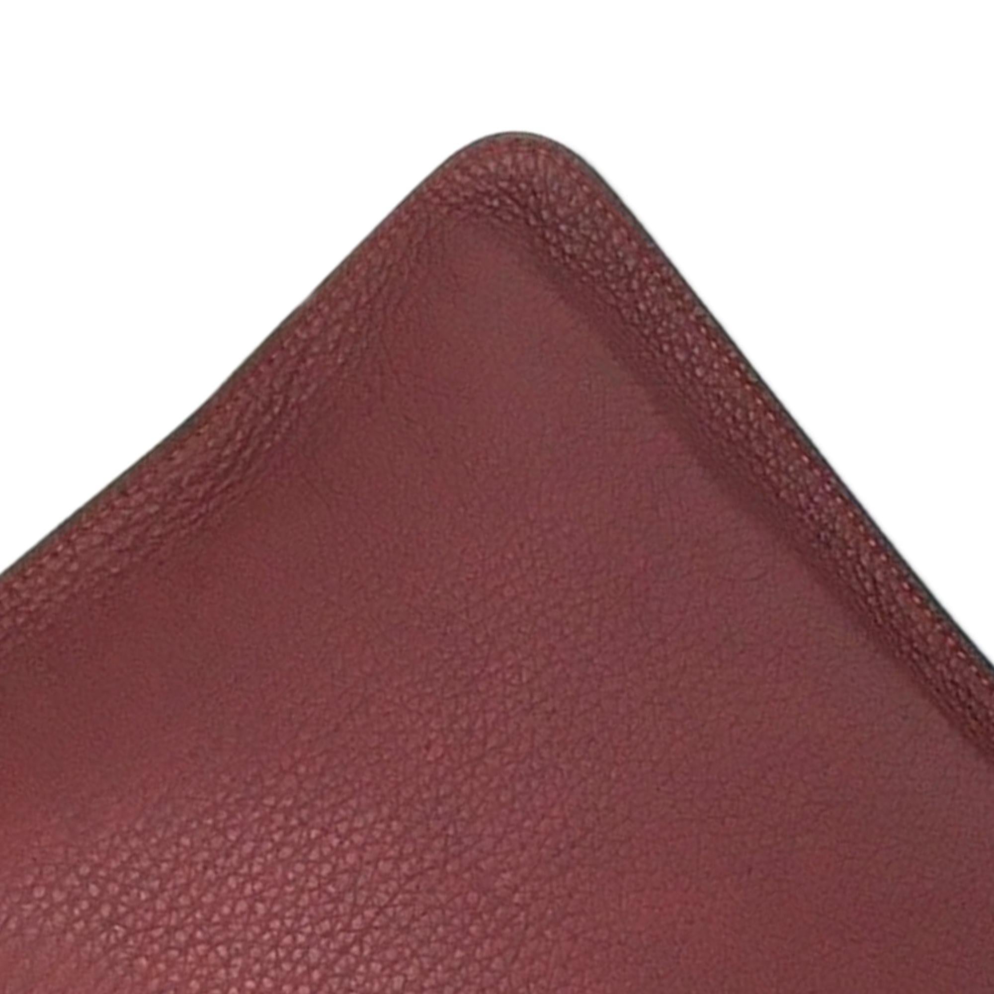 Fendi Telephone Leather Clutch (SHG-yilHZT)