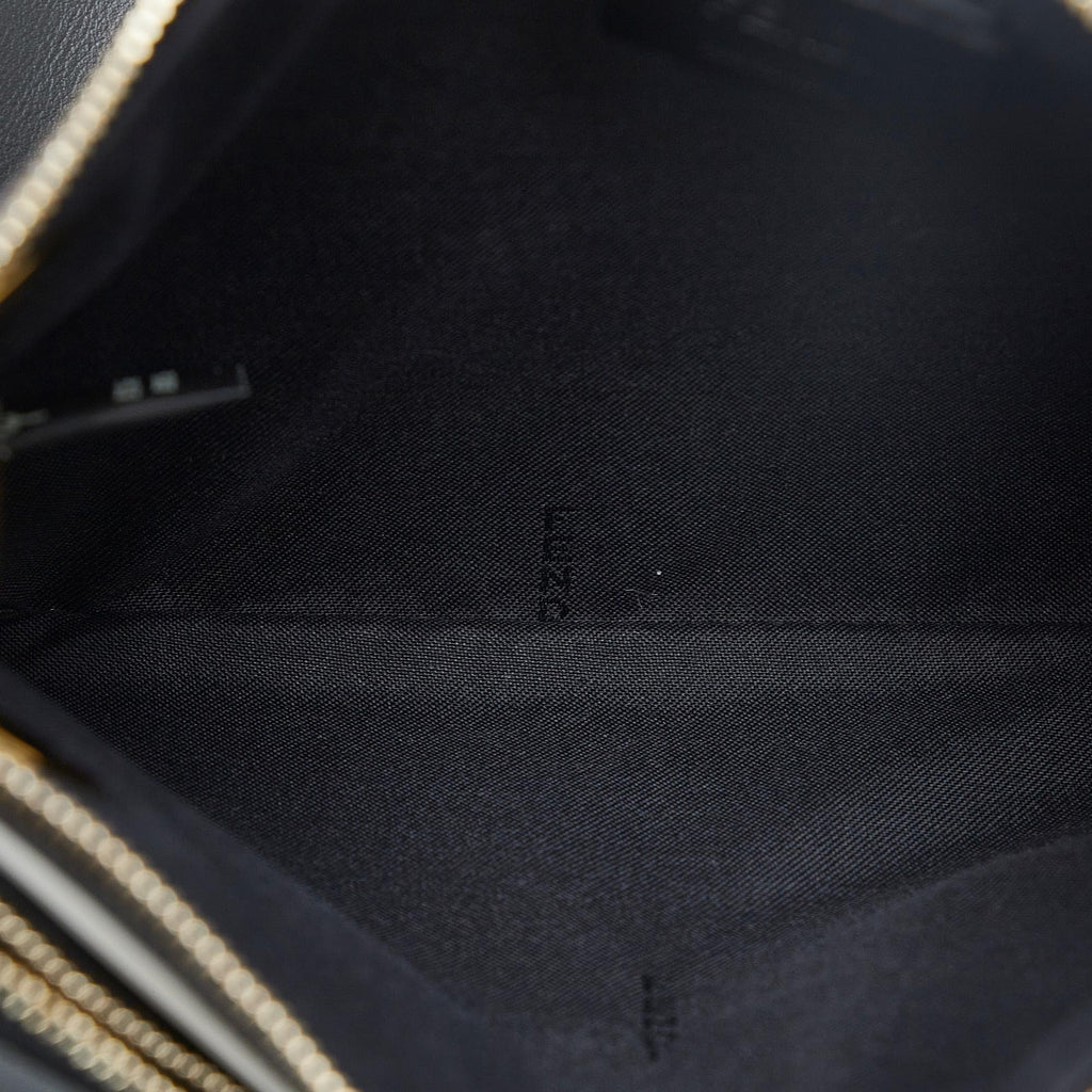 Fendi Triplette Clutch Bag (SHG-2bo599)