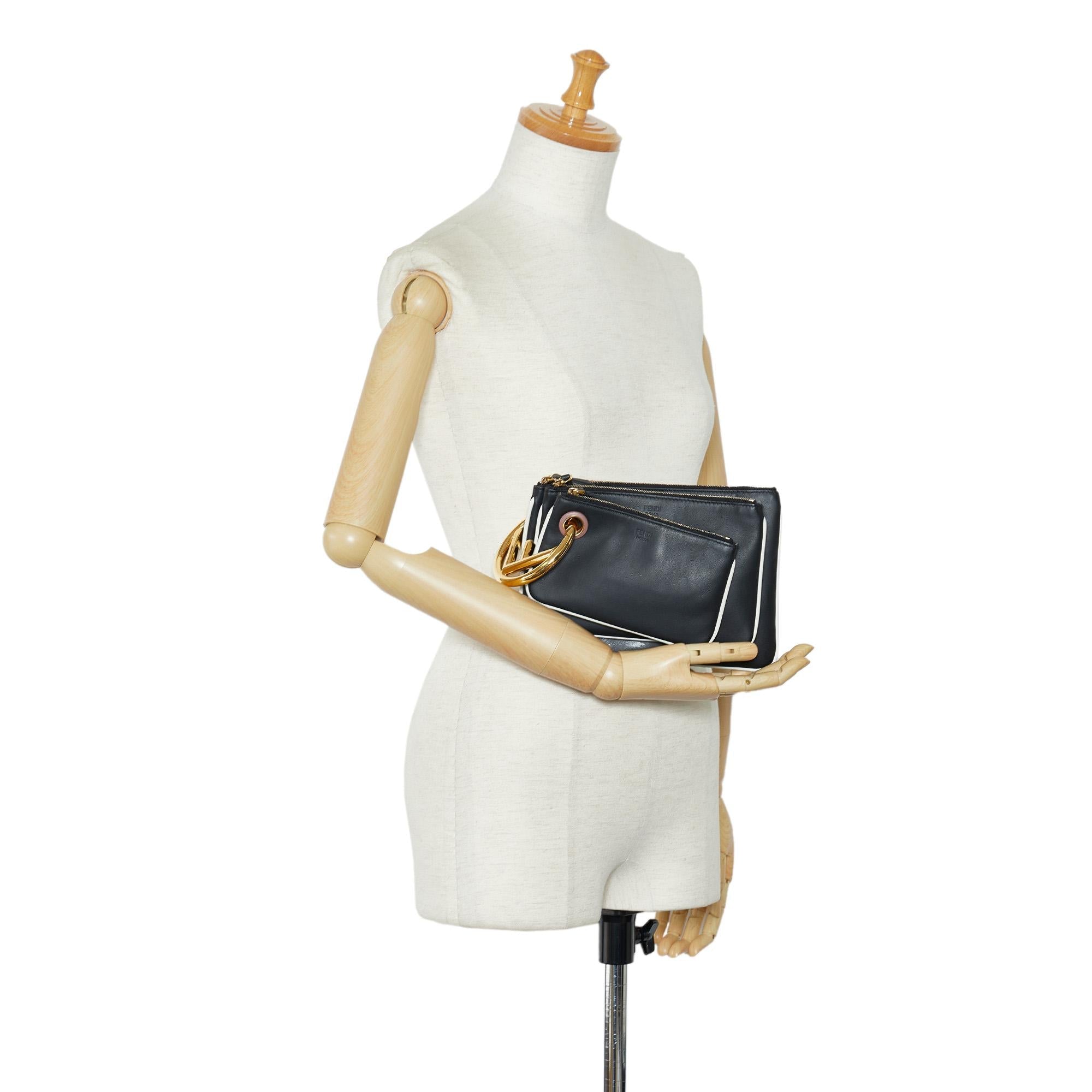 Fendi Triplette Clutch Bag (SHG-2bo599)