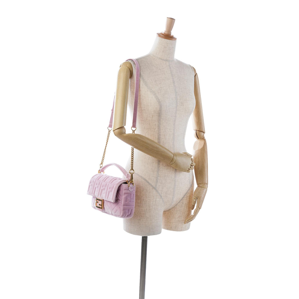 Fendi Velvet Zucca Embossed Baguette Satchel (SHG-eV17vo)