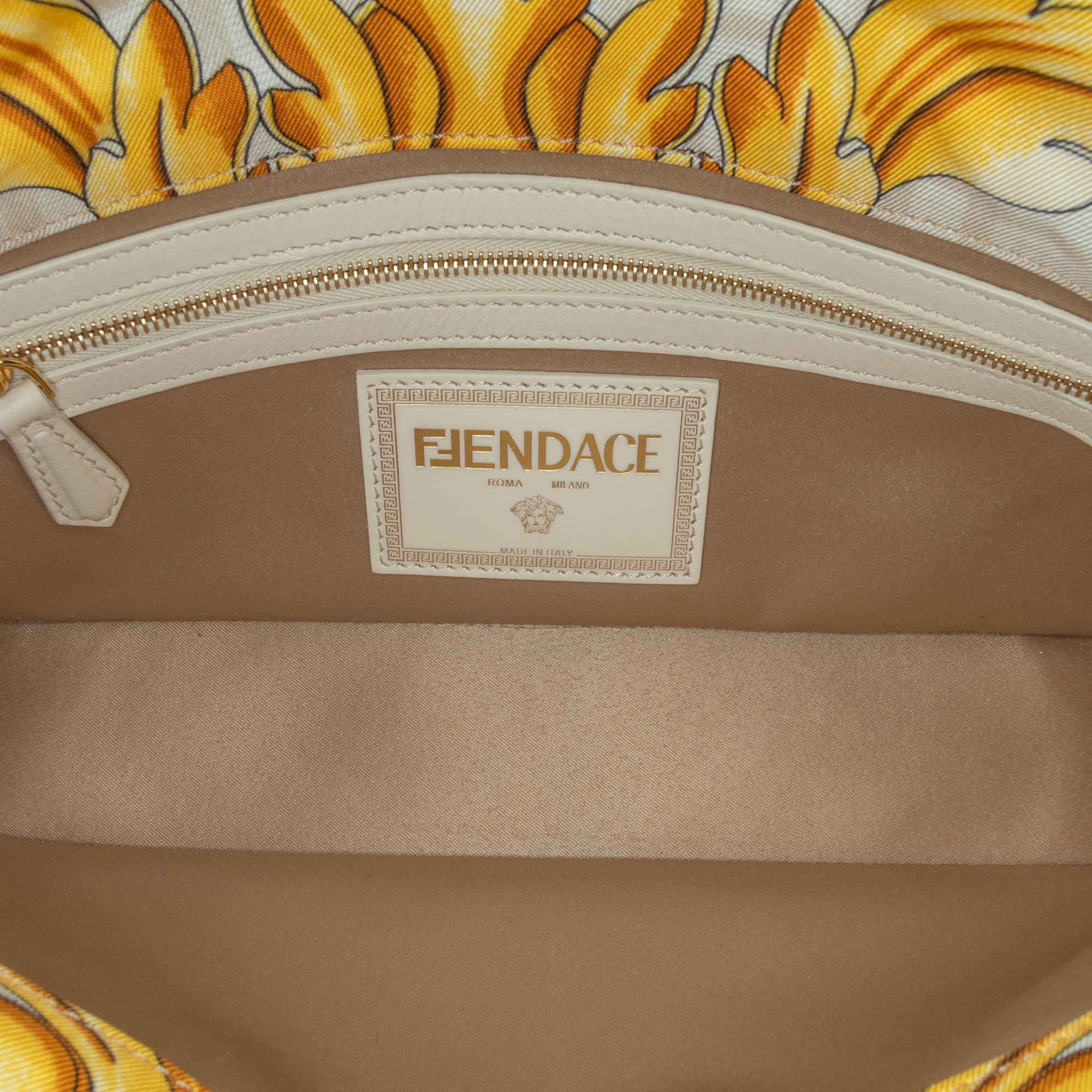 Fendi Versace Fendace Baguette (SHG-my7nAj)