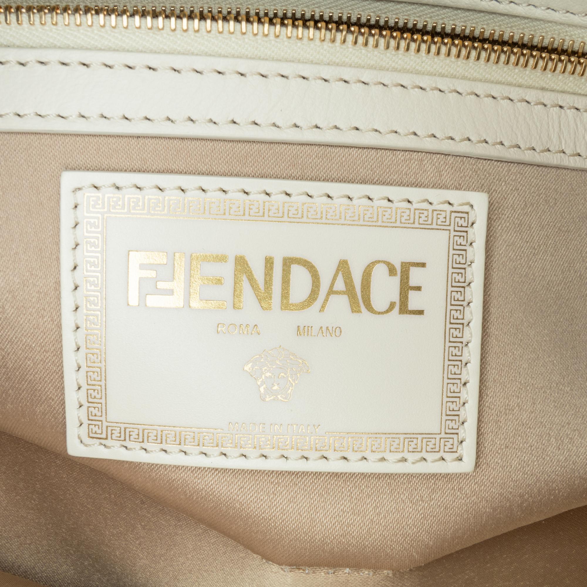 Fendi Versace Fendace Baguette (SHG-my7nAj)