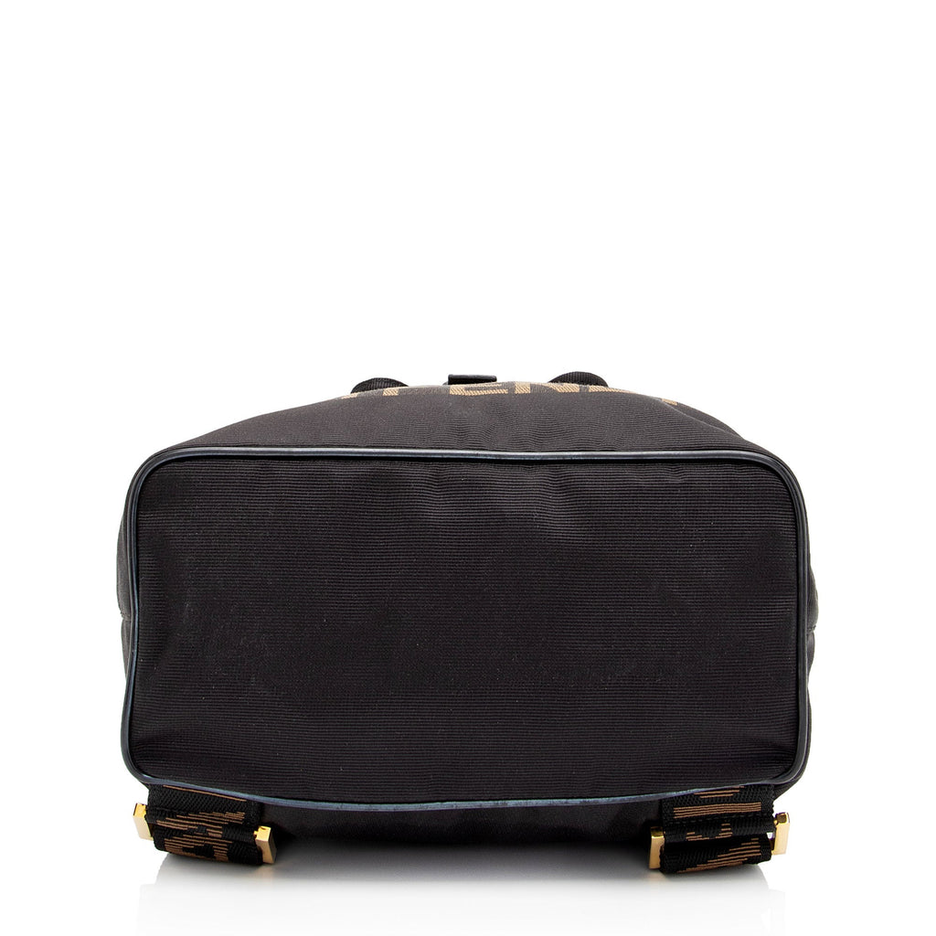 Fendi Vintage Nylon 1925 Drawstring Backpack (SHF-OaDaxr)