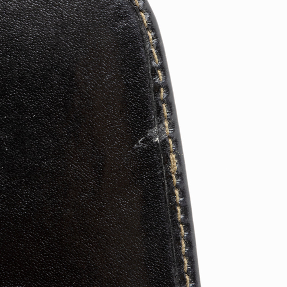 Fendi Vintage Penquin Canvas Flap Wallet (SHF-17235)